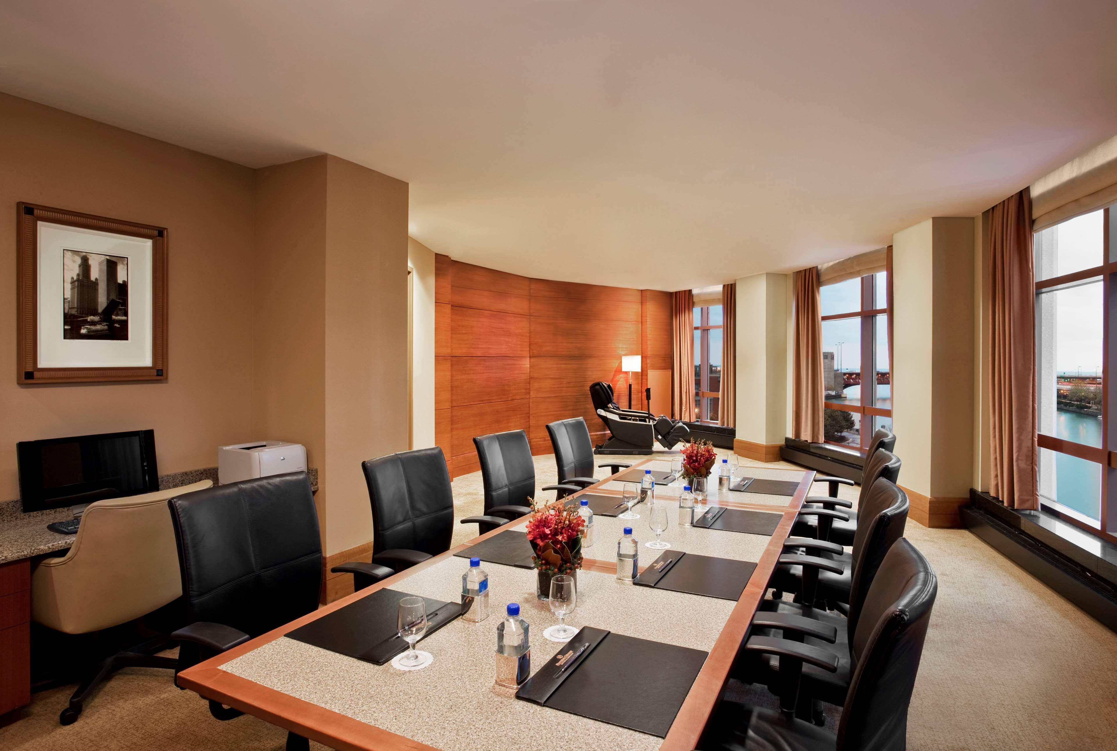 Sheraton Grand Chicago Riverwalk Εξωτερικό φωτογραφία